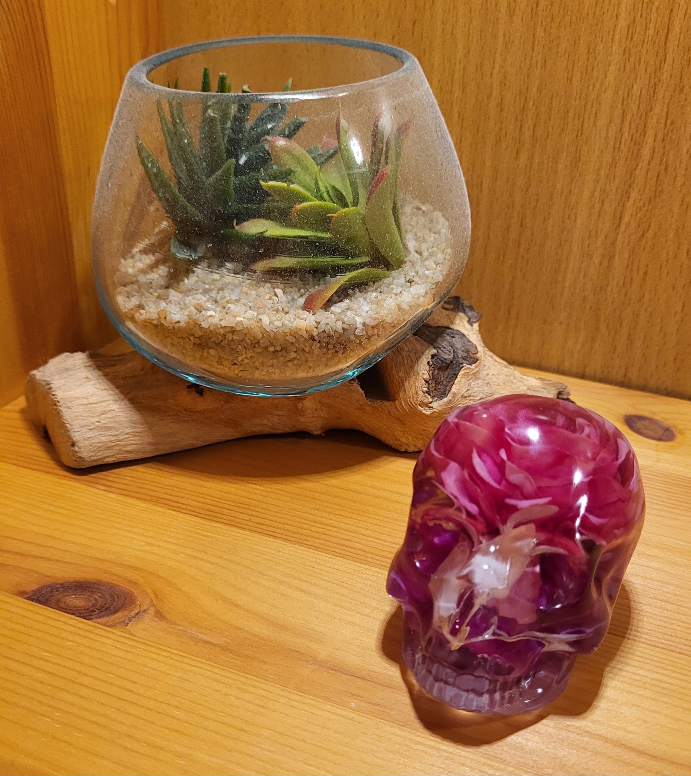 Totenkopf mit Blumen