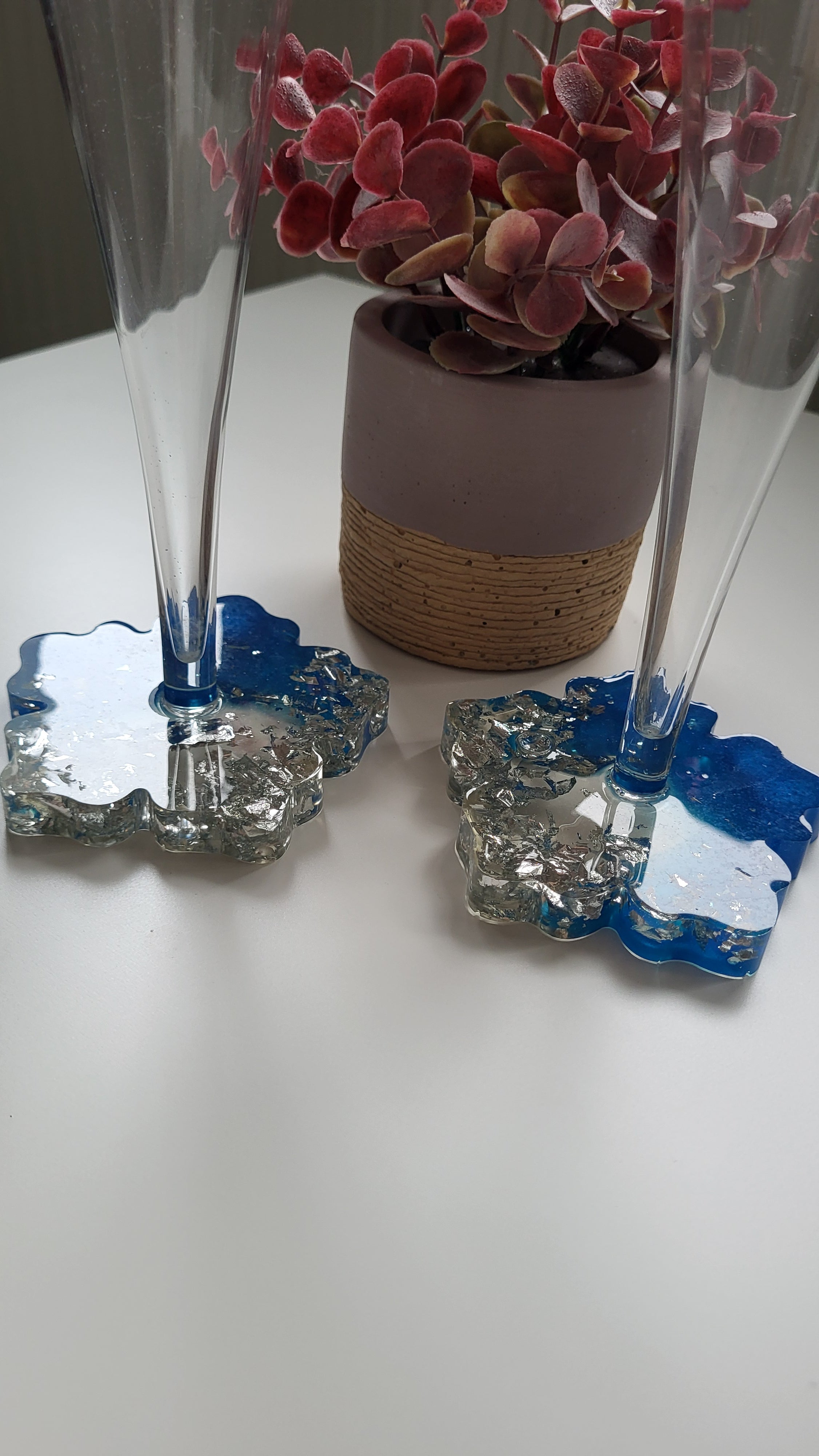 Sektgläser mit Untersetzer